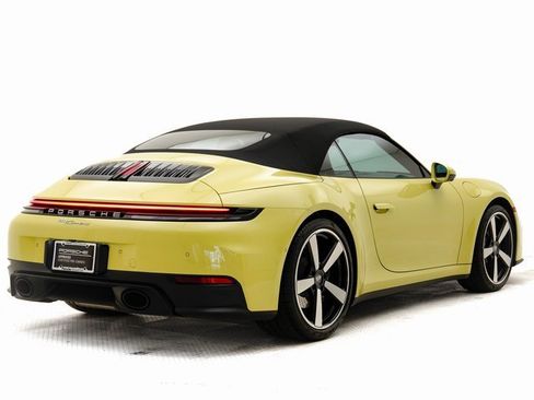 Used 2025 Porsche 911 Carrera image 34