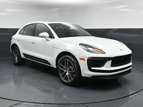 New 2026 Porsche Macan S AWD/4WD image 13