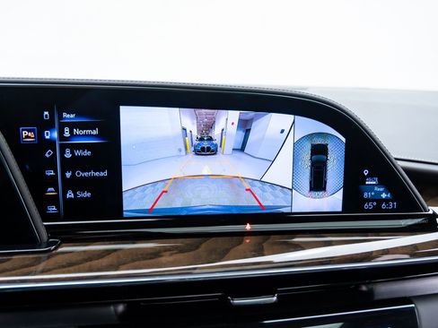 Certified 2024 Cadillac Escalade ESV Sport Platinum w/ LPO, ONYX Package image 30