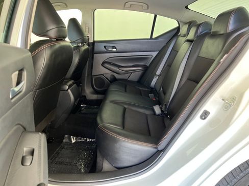 Used 2022 Nissan Altima 2.5 SR image 26