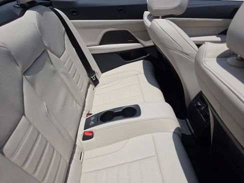 Used 2025 BMW 430i xDrive Convertible w/ M Sport Package AWD/4WD image 13