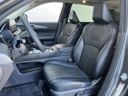 Certified 2023 INFINITI QX60 Luxe FWD image 2