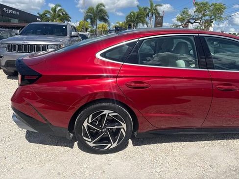 Used 2024 Hyundai Sonata SEL w/ Convenience Package FWD image 5