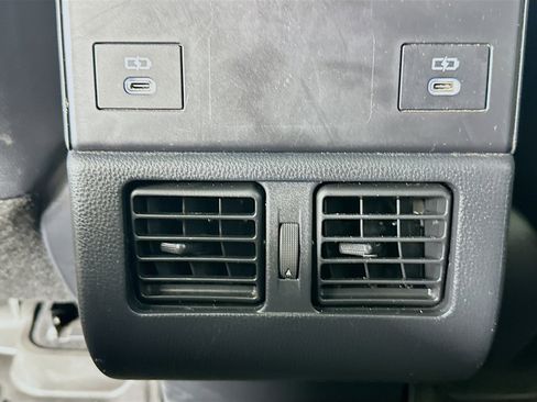 Used 2024 Toyota bZ4X XLE image 28