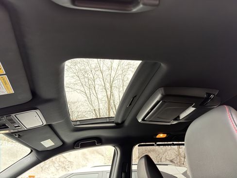 Used 2022 Honda Pilot Black Edition image 25