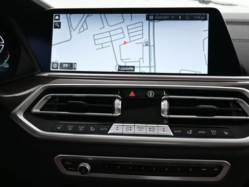 Used 2023 BMW X5 xDrive40i w/ Premium Package image 13