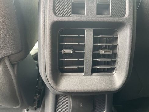 New 2025 Ford Bronco Badlands image 23