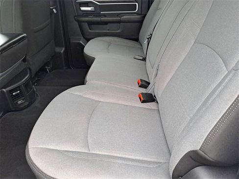 Used 2024 RAM 3500 Big Horn image 13