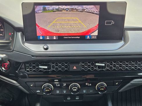 Used 2023 Honda Accord Sport image 17