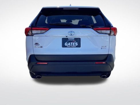 Used 2025 Toyota RAV4 XLE image 7