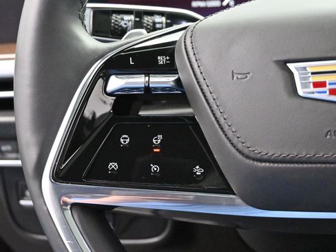 Used 2025 Cadillac Escalade ESV Sport Platinum image 22