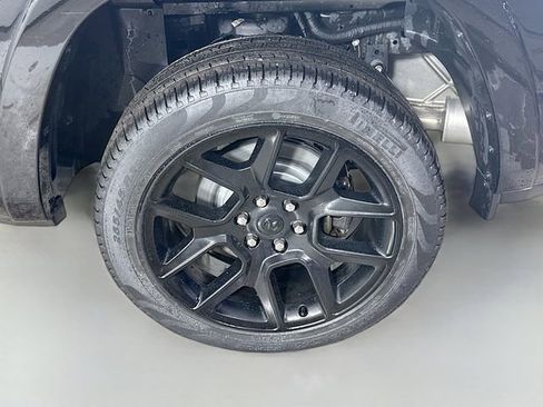 Used 2022 RAM 1500 Laramie image 31