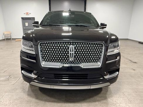 Used 2020 Lincoln Navigator Reserve image 9