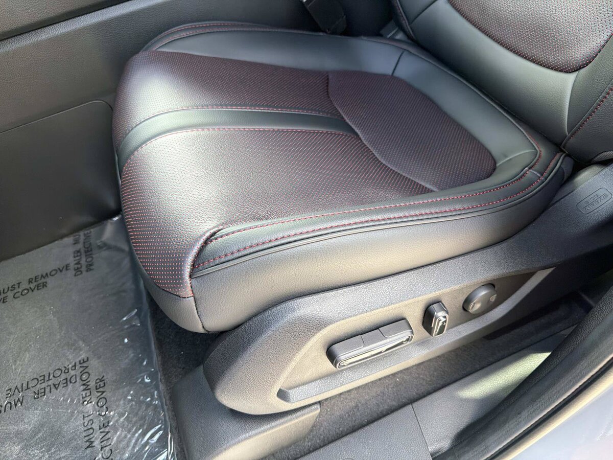 New 2026 Honda Pilot Black Edition image 16