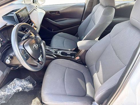 Used 2022 Toyota Corolla LE FWD image 10