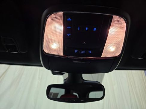 Used 2020 Dodge Durango R/T w/ Technology Group image 30