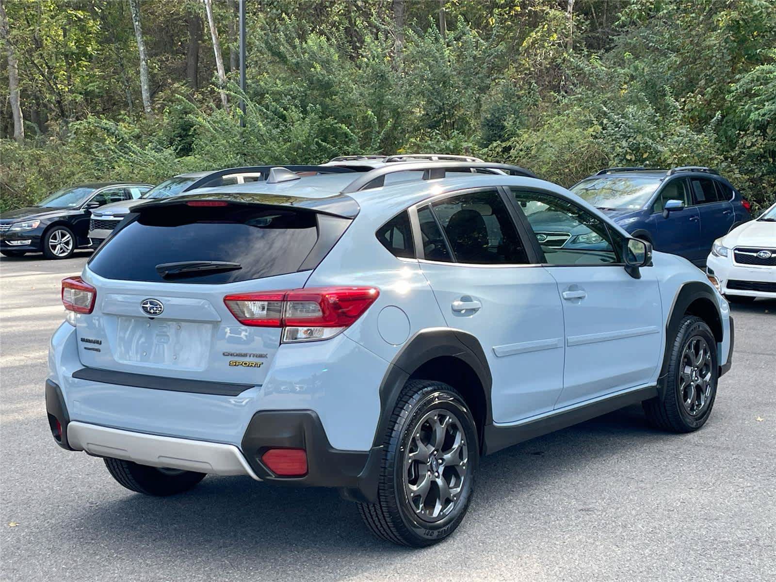 Used 2022 Subaru Crosstrek 2.5i Sport w/ Moonroof Package AWD/4WD image 5