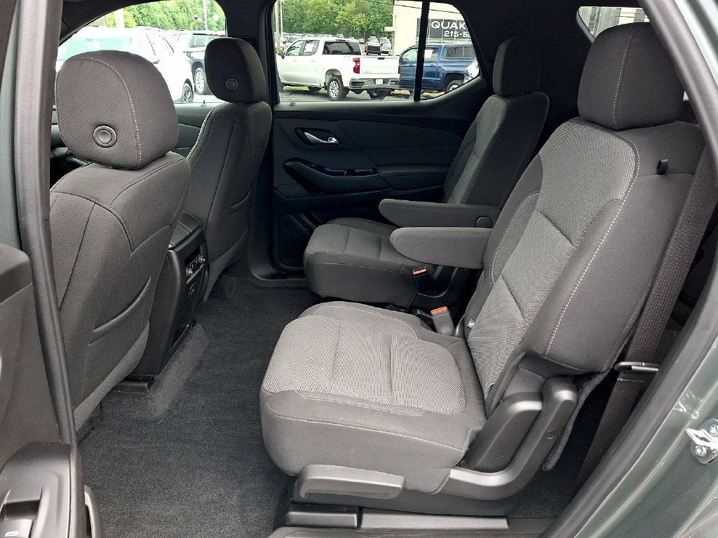Used 2023 Chevrolet Traverse LT w/ LPO, Floor Liner Package AWD/4WD image 14