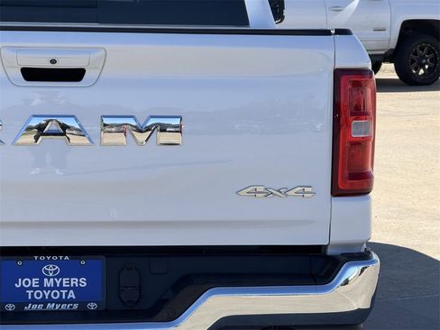 Used 2025 RAM 1500 Laramie image 9