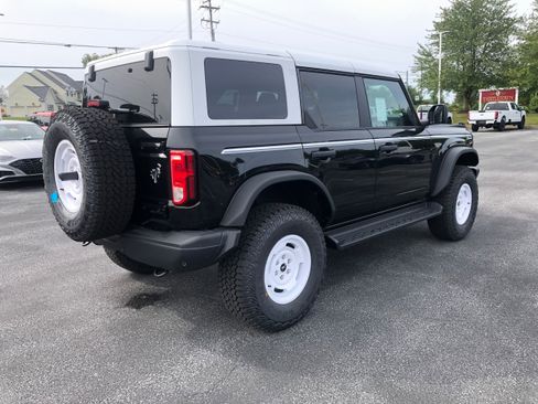 New 2025 Ford Bronco Heritage Edition image 5