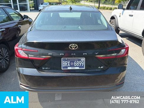 Used 2025 Toyota Camry LE FWD image 5