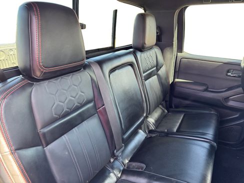 Used 2024 Nissan Frontier PRO-4X w/ Pro Premium Package image 18