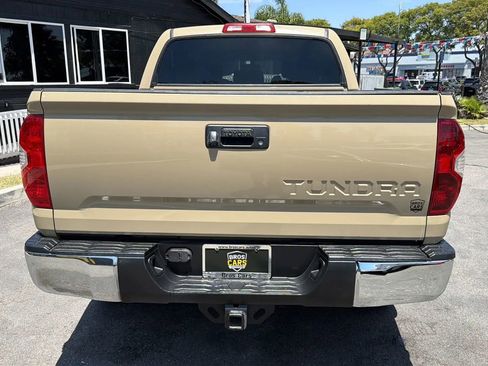 Used 2017 Toyota Tundra SR5 w/ SR5 Upgrade Package RWD image 7