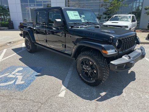 New 2025 Jeep Gladiator Willys image 39