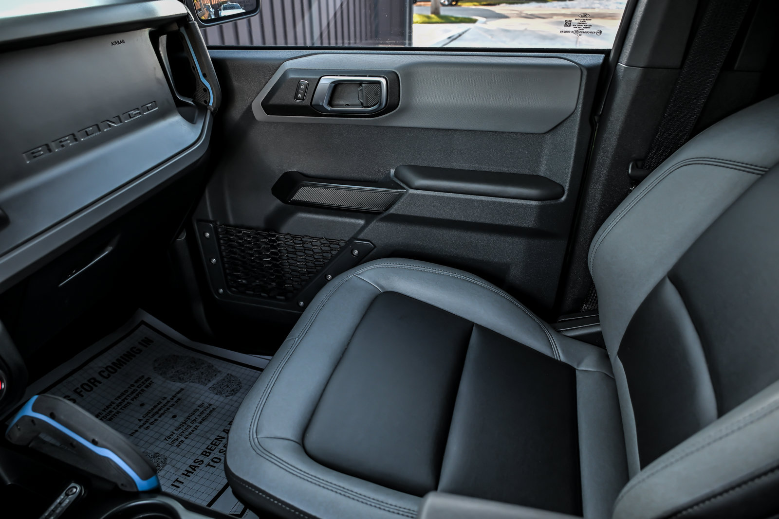 Used 2024 Ford Bronco Black Diamond AWD/4WD image 42
