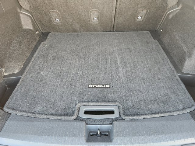 Used 2025 Nissan Rogue SV AWD/4WD image 27