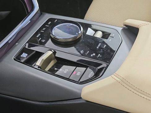 Certified 2025 BMW X3 xDrive30i w/ Convenience Package image 21