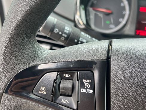 Used 2014 GMC Terrain SLE FWD image 29