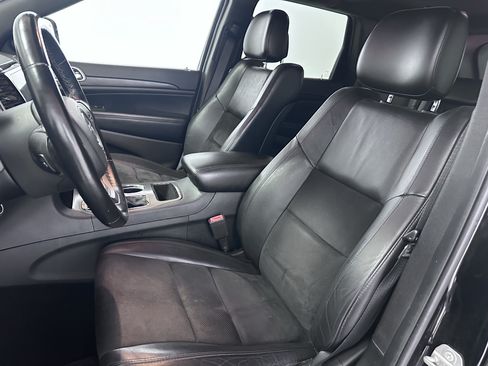 Used 2020 Jeep Grand Cherokee Altitude AWD/4WD image 45