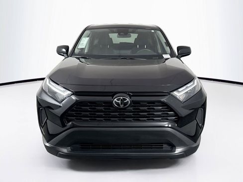 Certified 2025 Toyota RAV4 LE FWD image 7