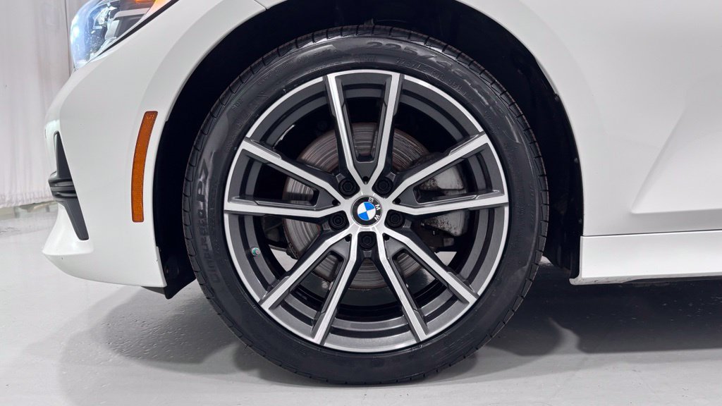 Used 2020 BMW 330i xDrive Sedan w/ Convenience Package AWD/4WD image 30