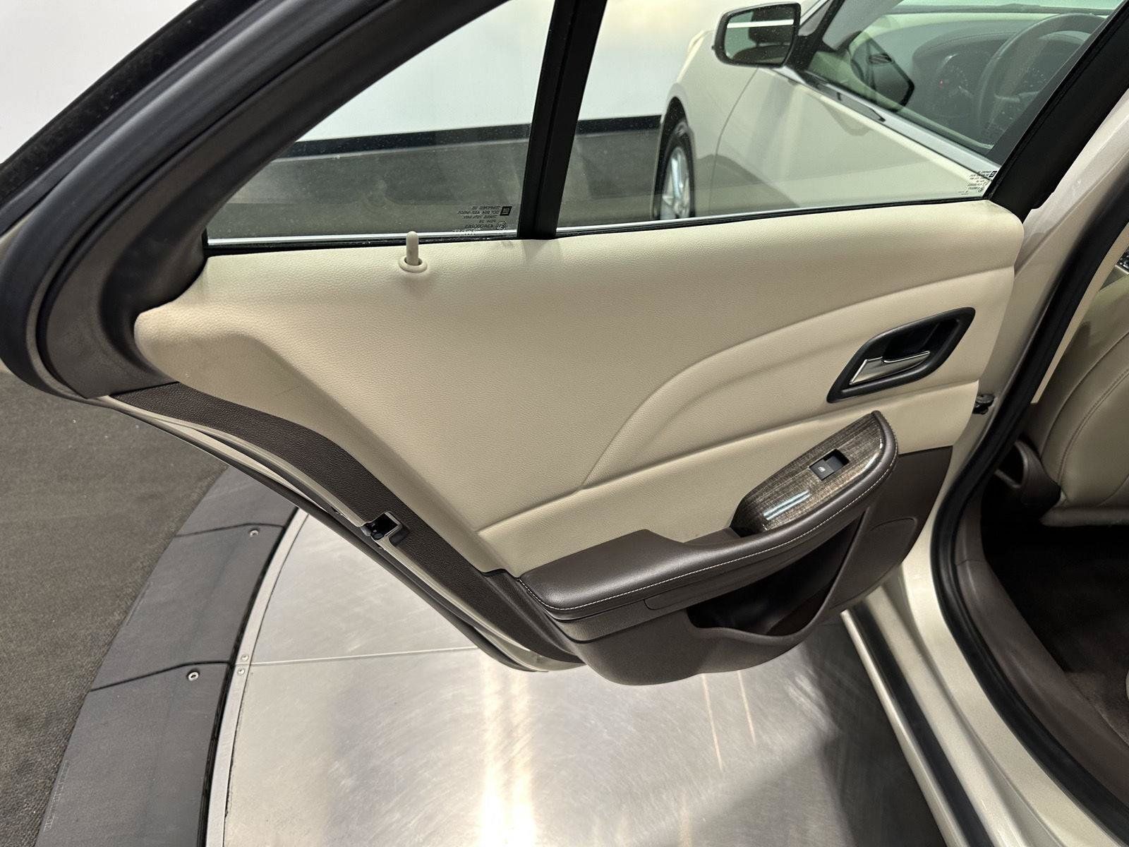 Used 2014 Chevrolet Malibu LT w/ Power Convenience Package FWD image 20
