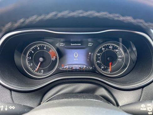 Used 2021 Jeep Cherokee Latitude Lux 80th Anniv w/ Quick Order Package 26U 80TH image 14