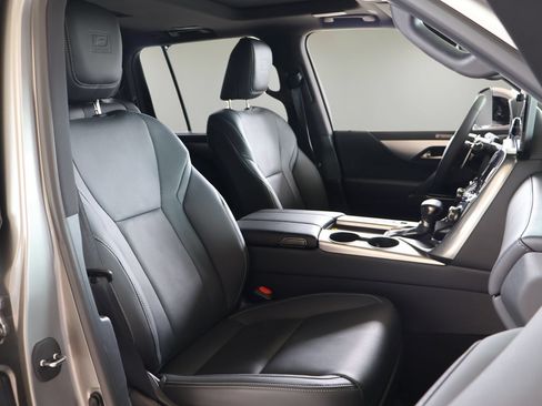 Used 2024 Lexus LX 600 F Sport AWD/4WD image 22