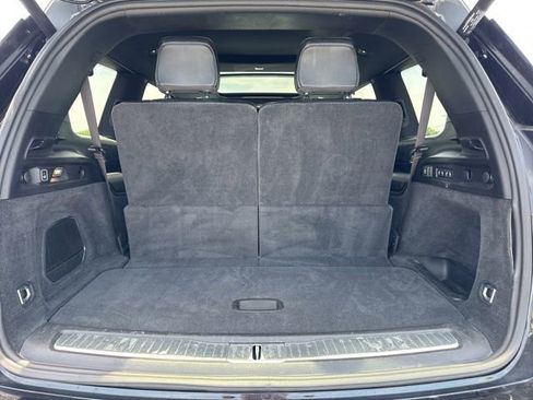 Used 2021 Jeep Grand Cherokee L Overland w/ Luxury Tech Group IV AWD/4WD image 11