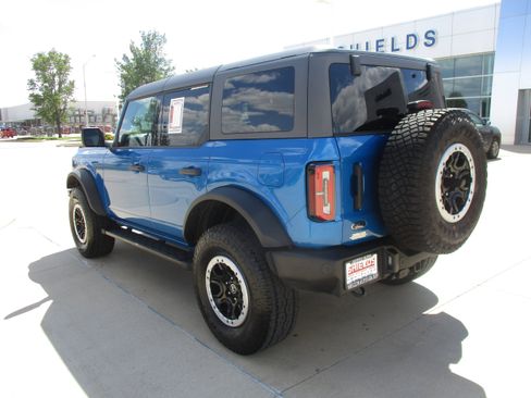 Used 2023 Ford Bronco Big Bend w/ Sasquatch Package AWD/4WD image 4