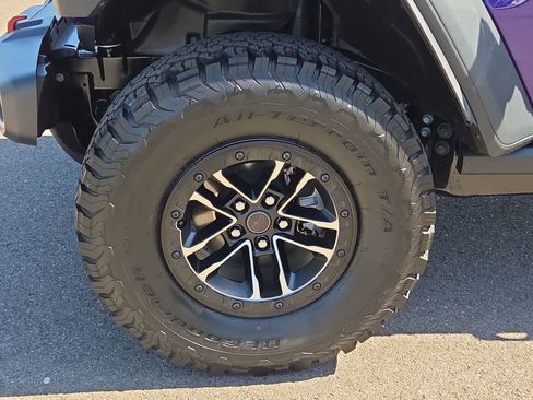Used 2026 Jeep Wrangler Unlimited Rubicon w/ Xtreme 35 Tire Package AWD/4WD image 16