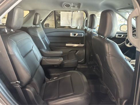 Certified 2023 Ford Explorer XLT w/ Equipment Group 202A AWD/4WD image 36