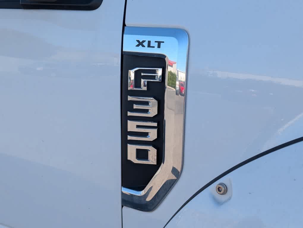 Used 2022 Ford F350 XLT w/ XLT Value Package AWD/4WD image 10