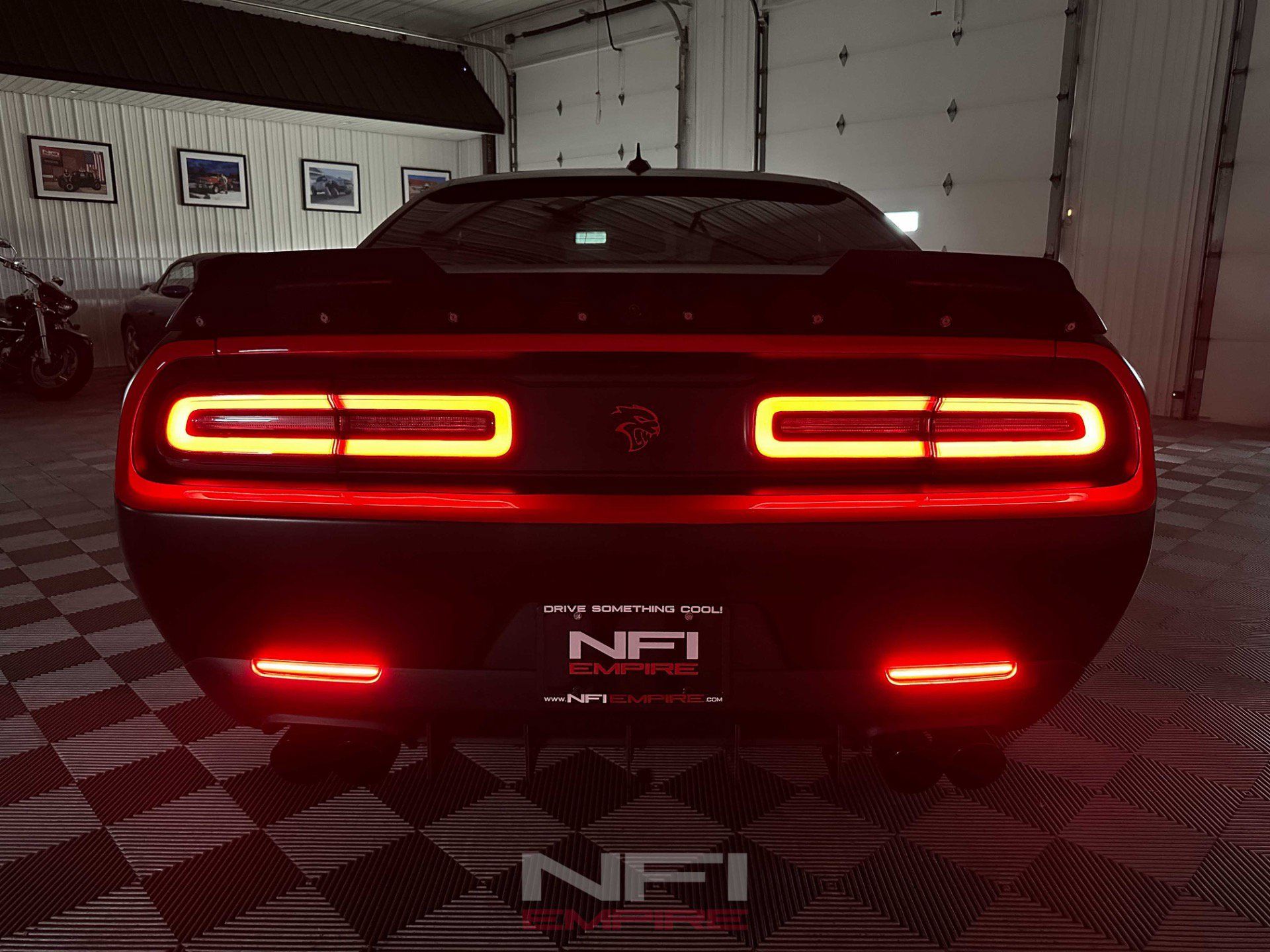 Used 2016 Dodge Challenger SRT Hellcat RWD image 47