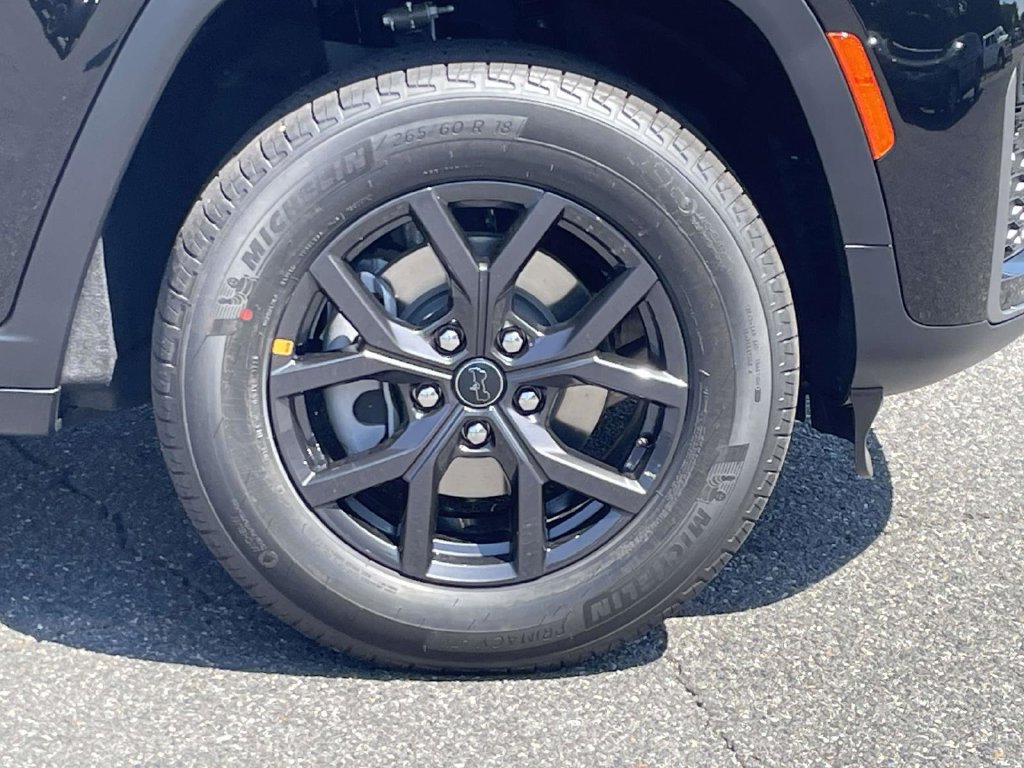 New 2027 Jeep Grand Cherokee 4WD image 10