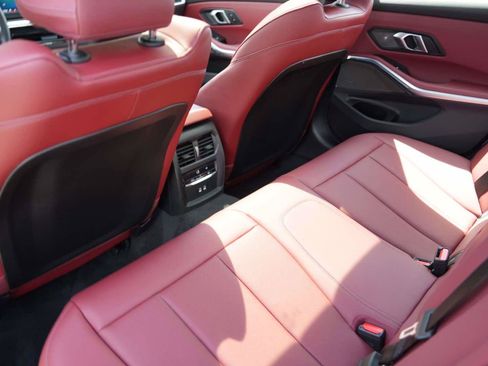 Used 2025 BMW M340i w/ Premium Package RWD image 9