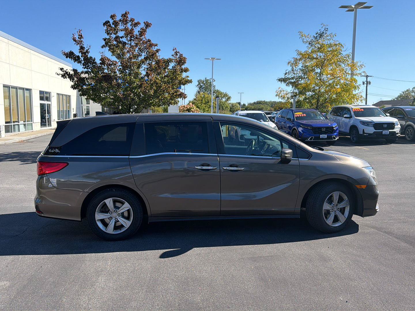 Used 2019 Honda Odyssey EX image 8