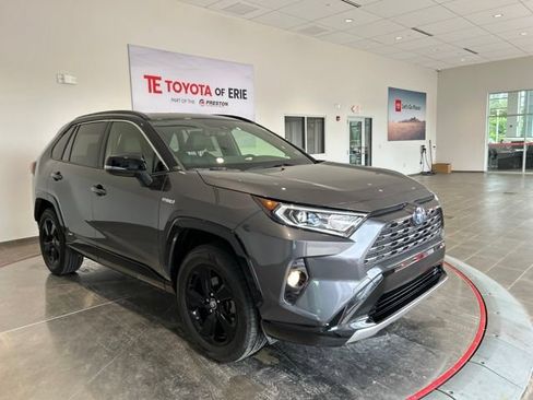 Used 2019 Toyota RAV4 XSE w/ All Weather Liner Package AWD/4WD image 1