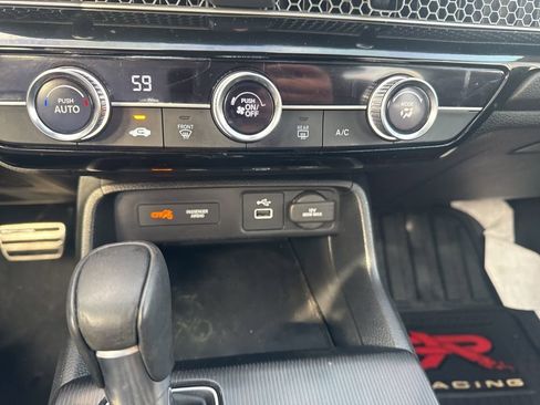 Used 2023 Honda Civic Sport image 13