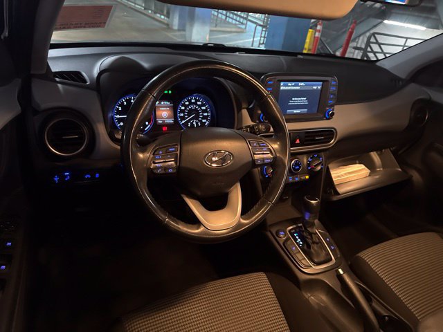 Used 2018 Hyundai Kona SEL w/ SEL Tech Package 02 FWD image 6